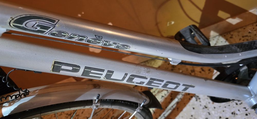 Vand bicicleta Peugeot