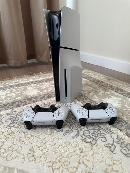 PlayStation 5 (PS 5)