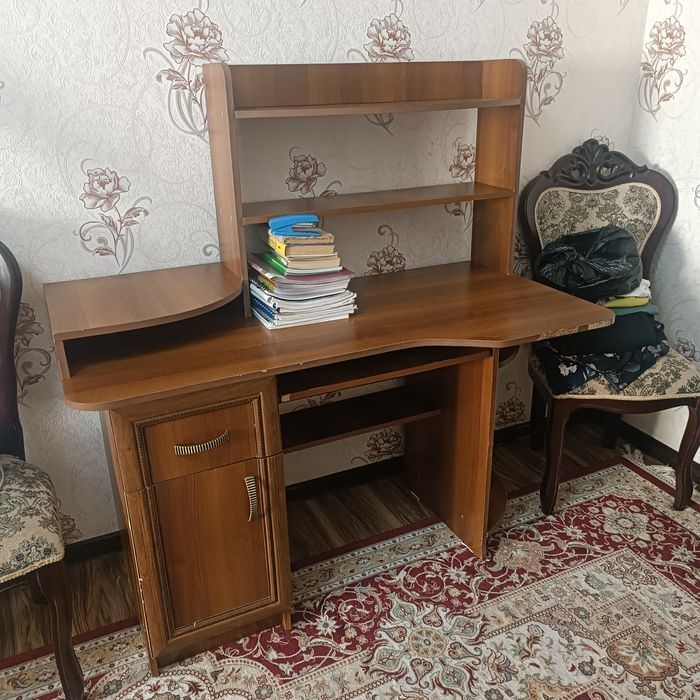 Компьютерный стол