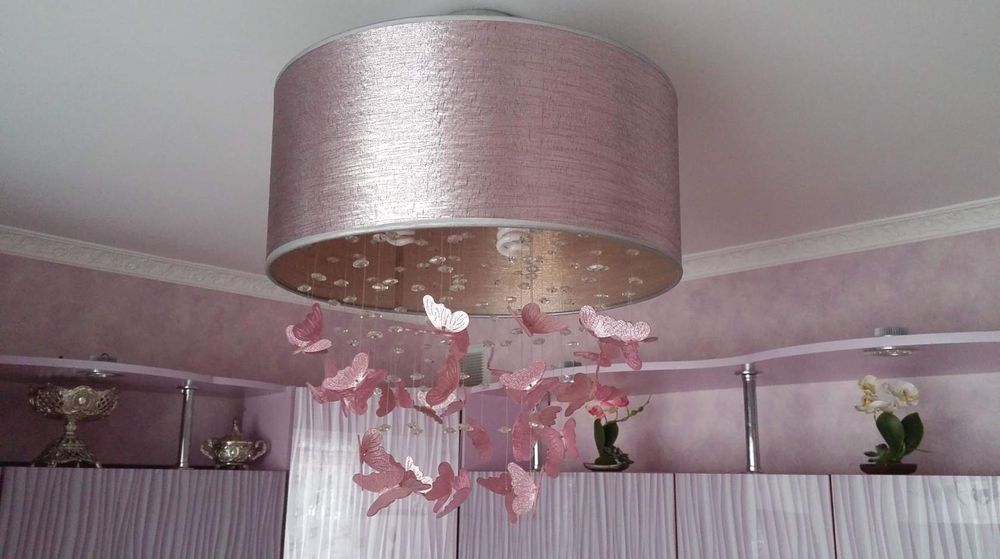 Часы большие и красивые