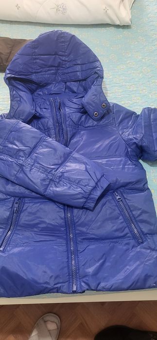 Детская куртка на 5,6 лет