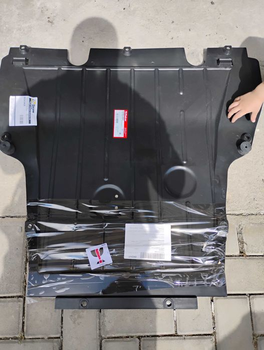 Кора под двигател на Nissan Note E11