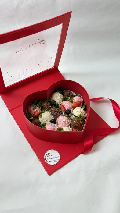 Клубника в шоколаде. 14февраля. День любви