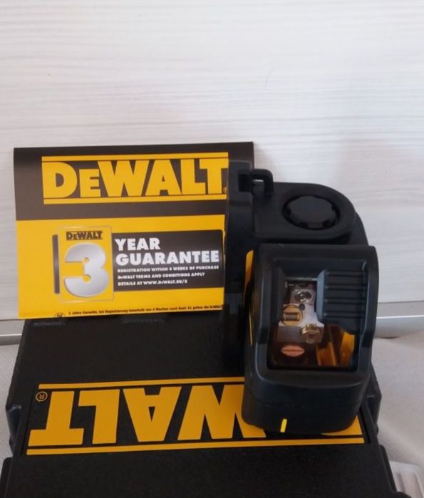 Лазерен нивелир Dewalt DW088K  червен 50м