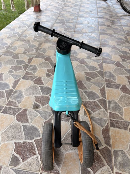 Funny Wheels Rider