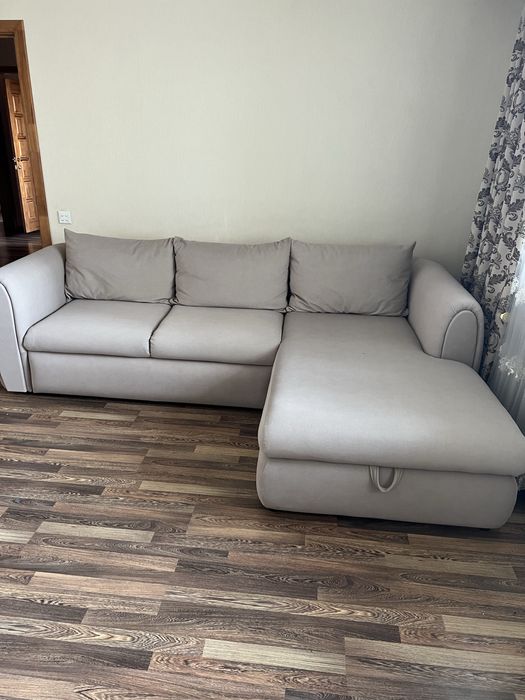 Угловой диван для гостиной