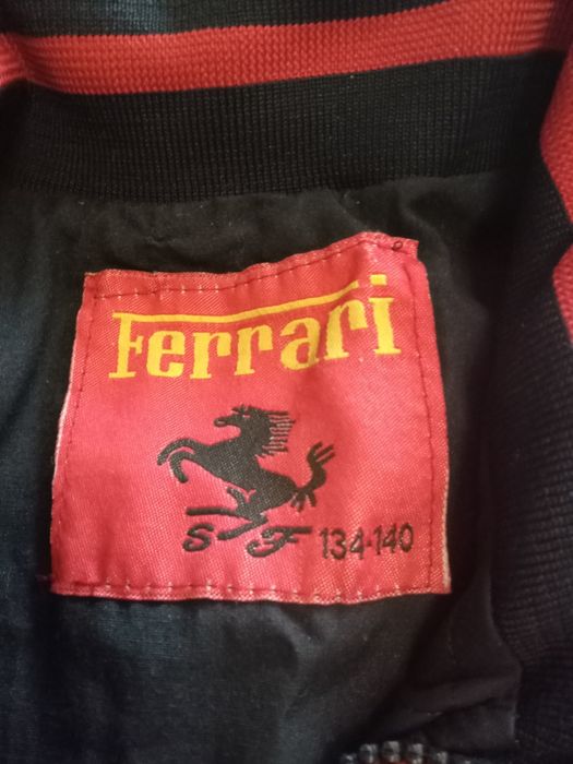 Продаю подростковую куртку