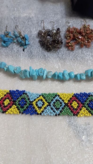 Браслеты и серьги