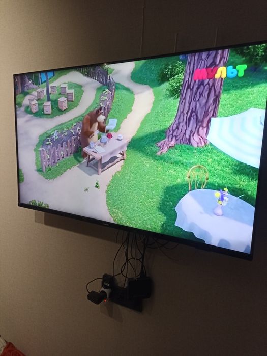 Телевизор  Смарт Philips 7600 series