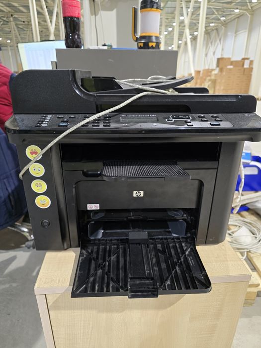 Продам принтер hp