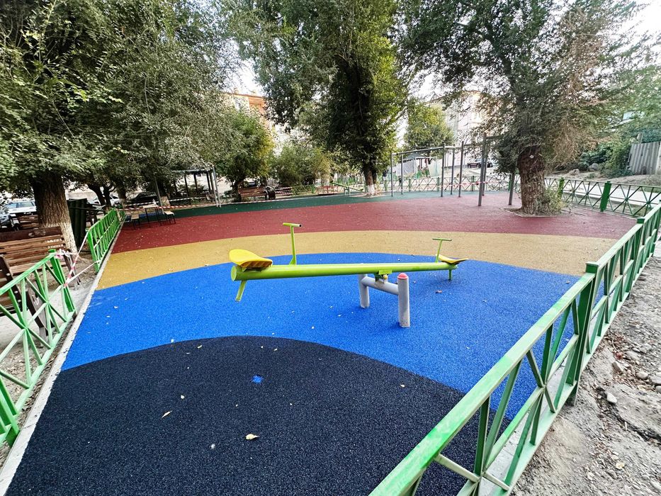 Резиновые (Тартановый) покрытие