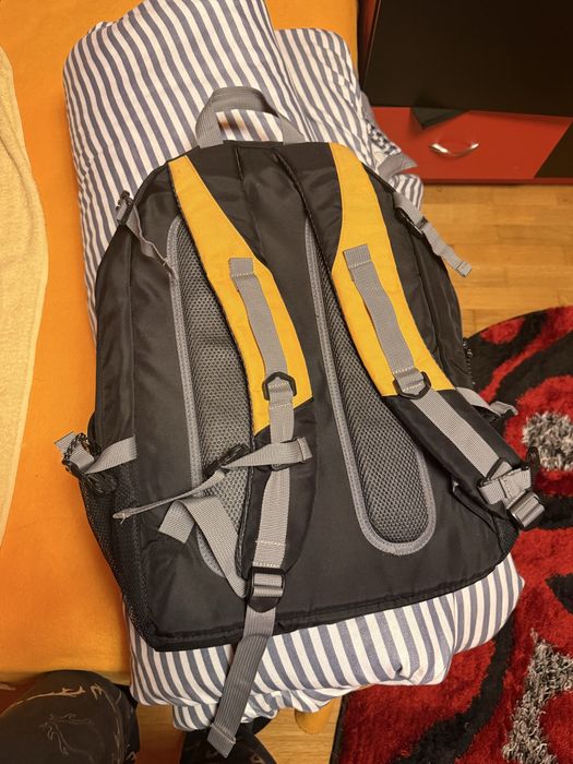 Ghiozdan laptop CANYON