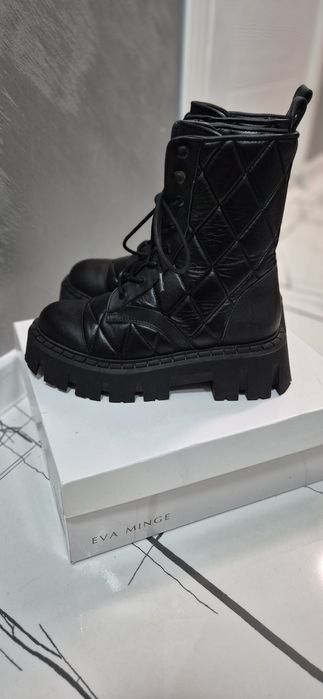 Боти  естесвена кожа Eva Minge