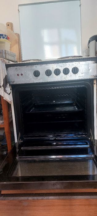 Продам электроплита "Турция"