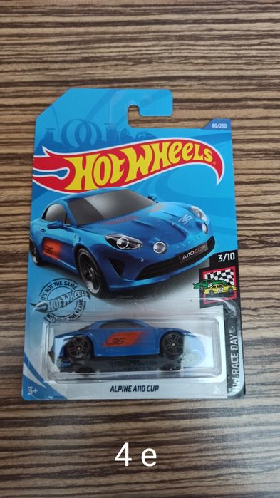 Hot wheels premium