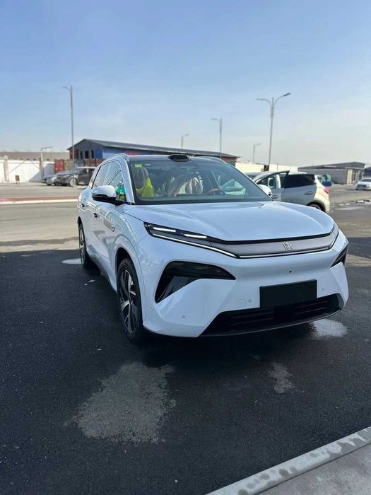 BYD TANK FULL pod zakaz