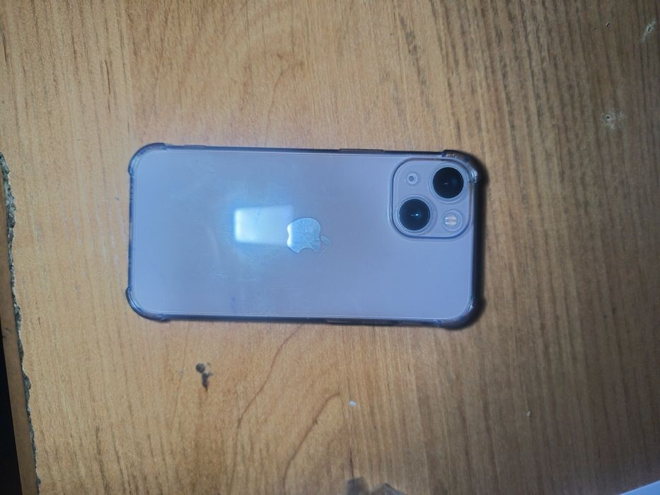 Продам айфон  13 мини срочно