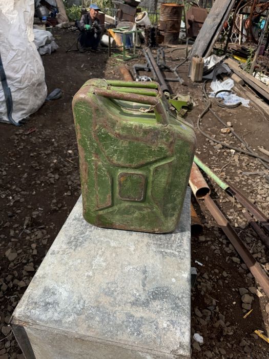 Продам канистры , канистры.