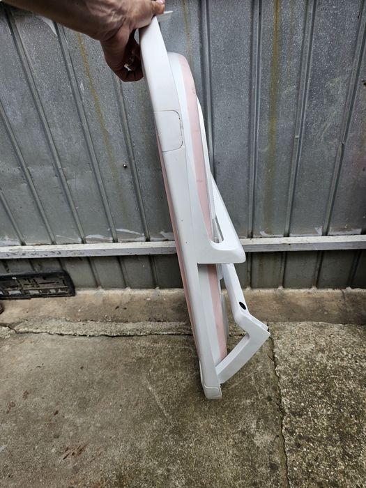 Cadita bebeluși cu scurgere