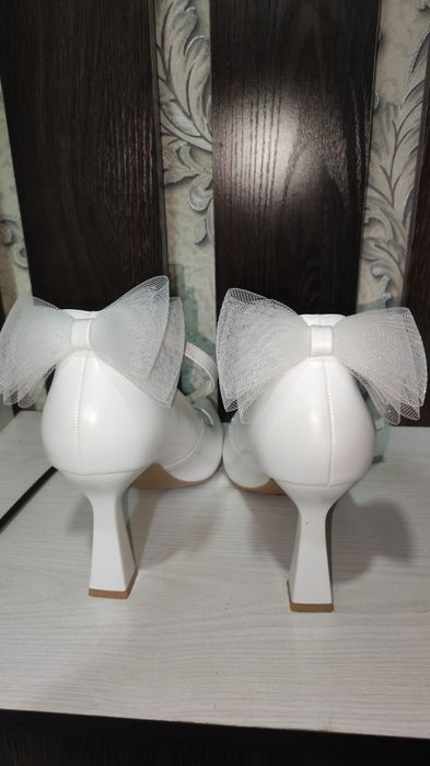 Poshnali tufli sifatli