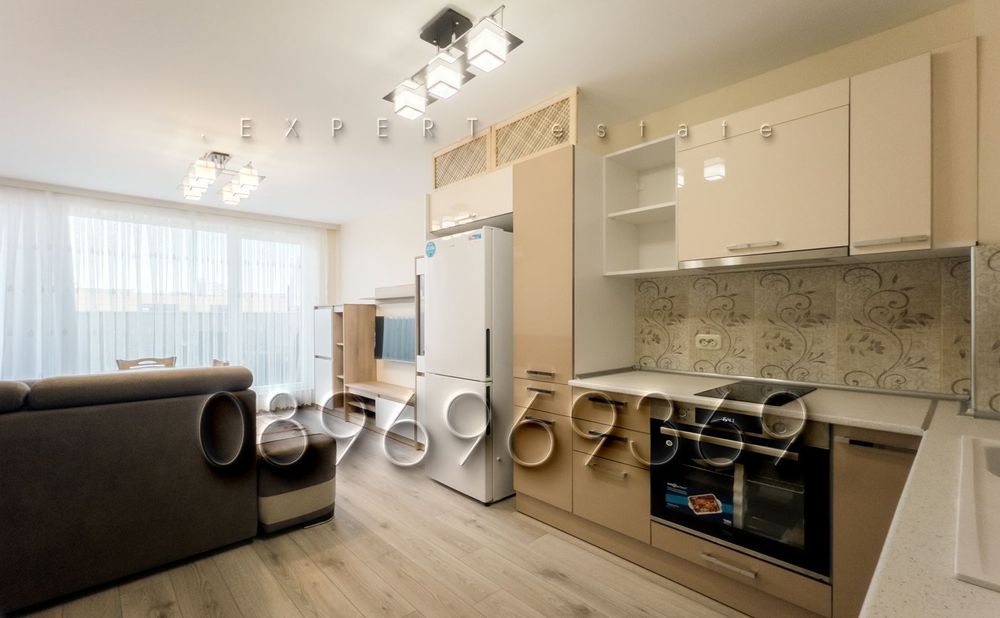 Продава се Двустаен апартамент в Варна, Възраждане 1 - 70 кв.м за 2358 €/кв.м - Снимка #1