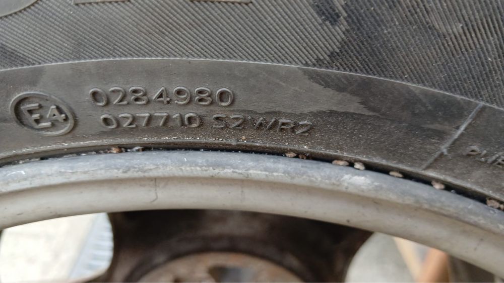 Set de roti (4 anvelope + jante de aliaj) 195/65/R15 Hankook