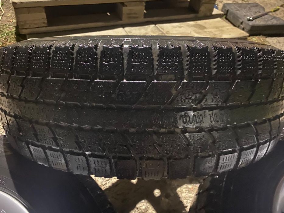 Продам 3 диска с резиной