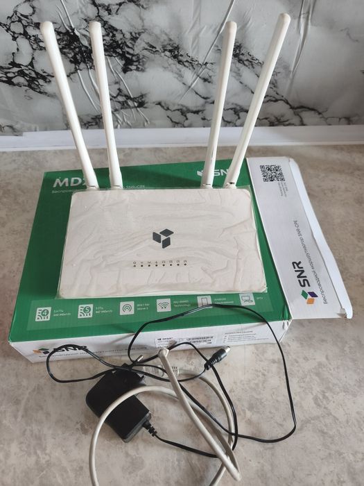 Wi-Fi router SNR-CPE-MD2 (Ikki diapazonli 2.4G / 5G) holati a'lo