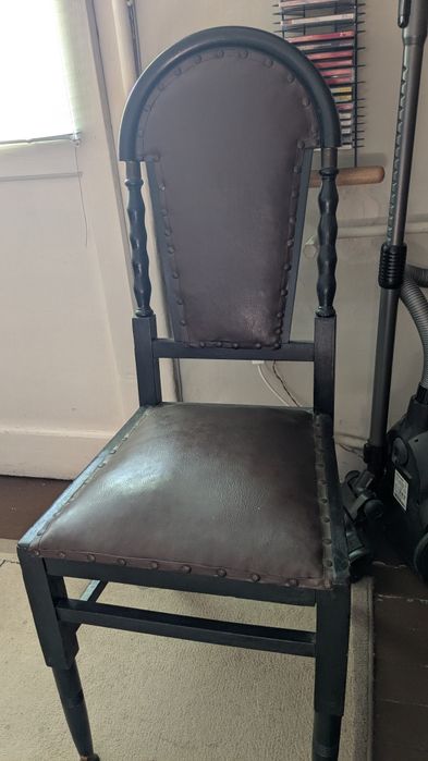 Старинни столове