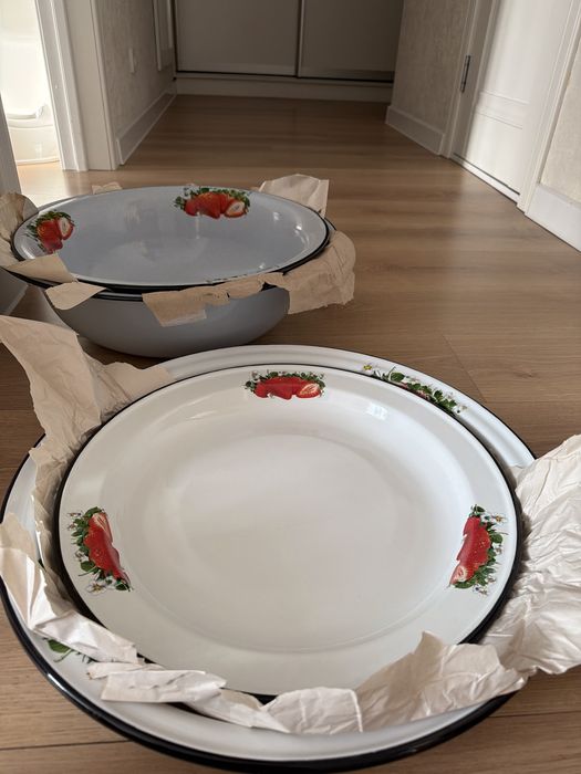 Эмаль таз для еды/леген