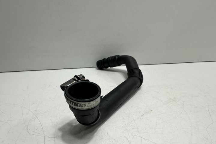 Furtun epurator 038103493 Volkswagen VW Passat B6