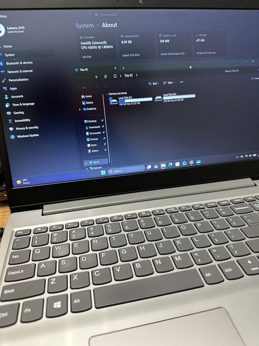 Laptop Lenovo S145