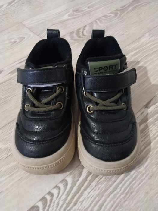 Обувь детская ботинки 26 размер