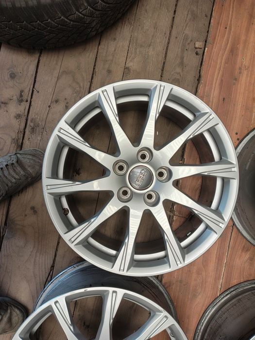 Jante audi r17 et 38 cb 66.6