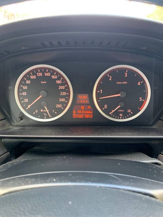 Bmw e60 (комби)