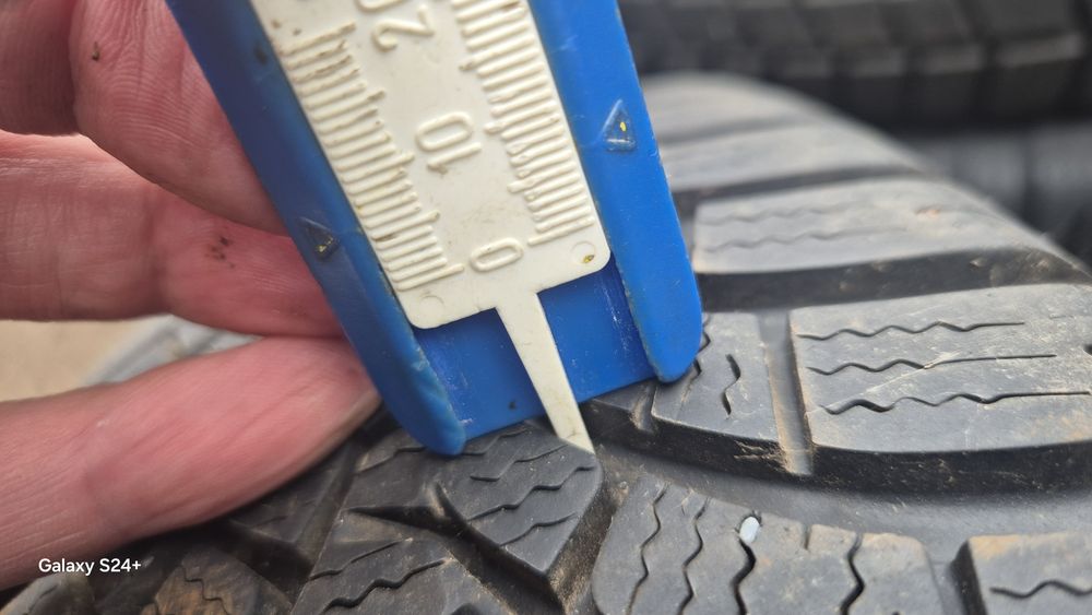 set cauciucuri 175 65 14 de iarnă,m+s