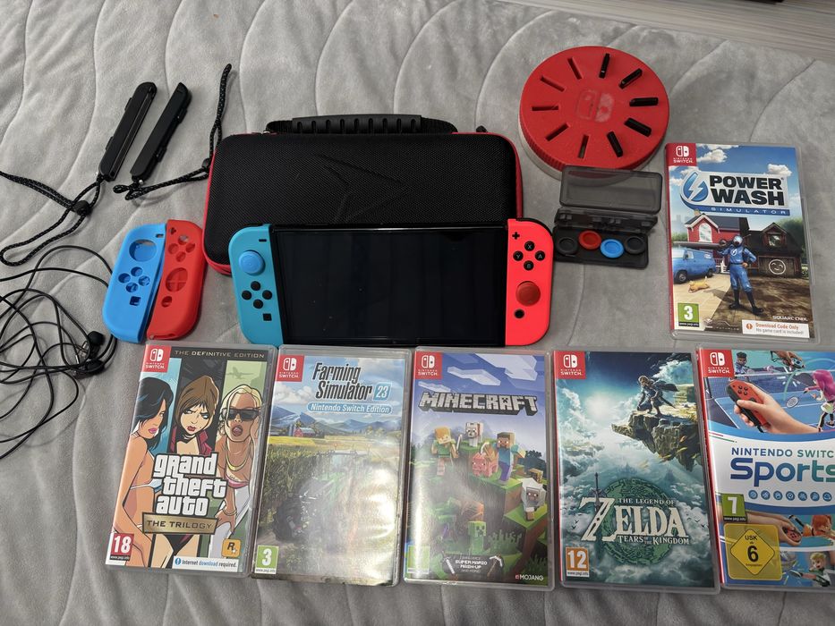 Nintendo swich конзола с 6 игри и карта памет