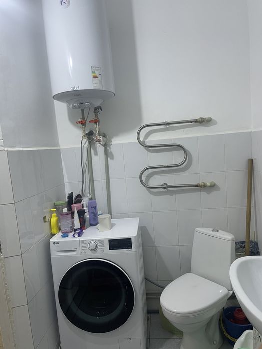 Шығыс2-361 домнан 1 бөлмелі пәтер сатылады