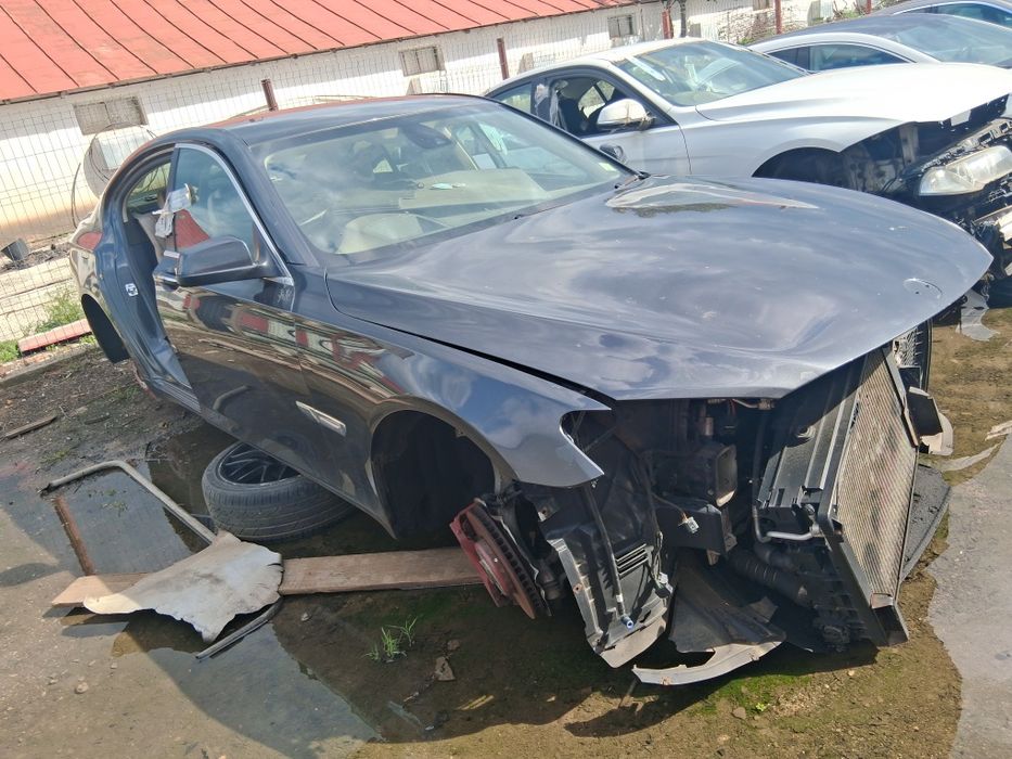 Capota bmw seria 7 f01 2011