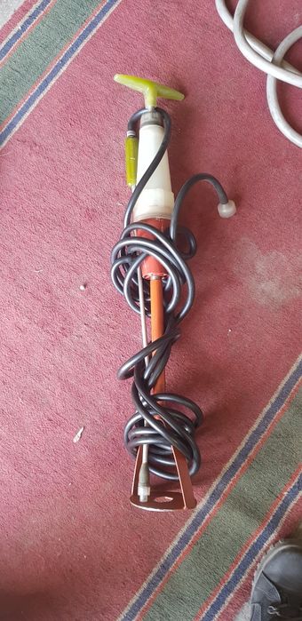 Распылитель для обработки дачных растений.