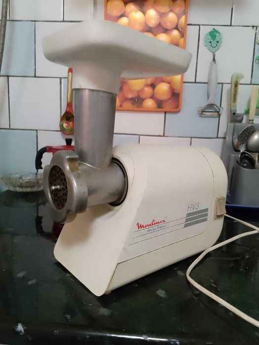 электро мясорубка Молинэкс.