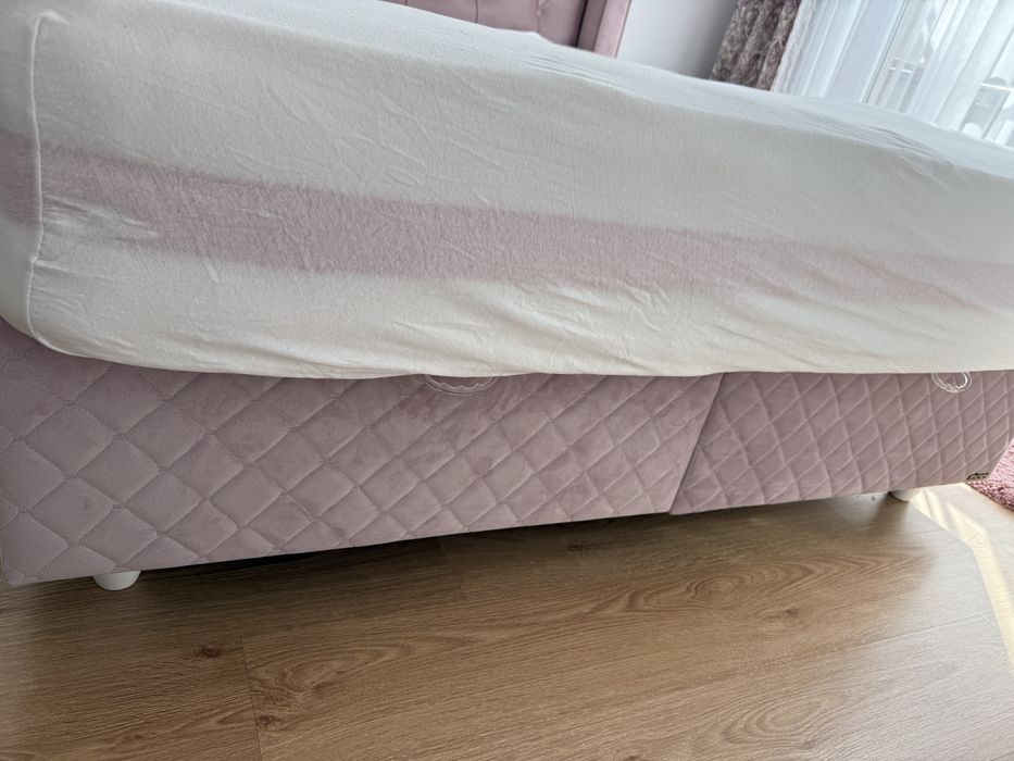 Pat tapitat / mobilier dormitor/