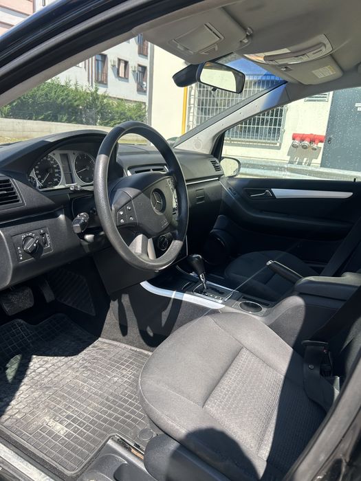 Mercedes-Benz B 200 (W245) – Stare Impecabilă
