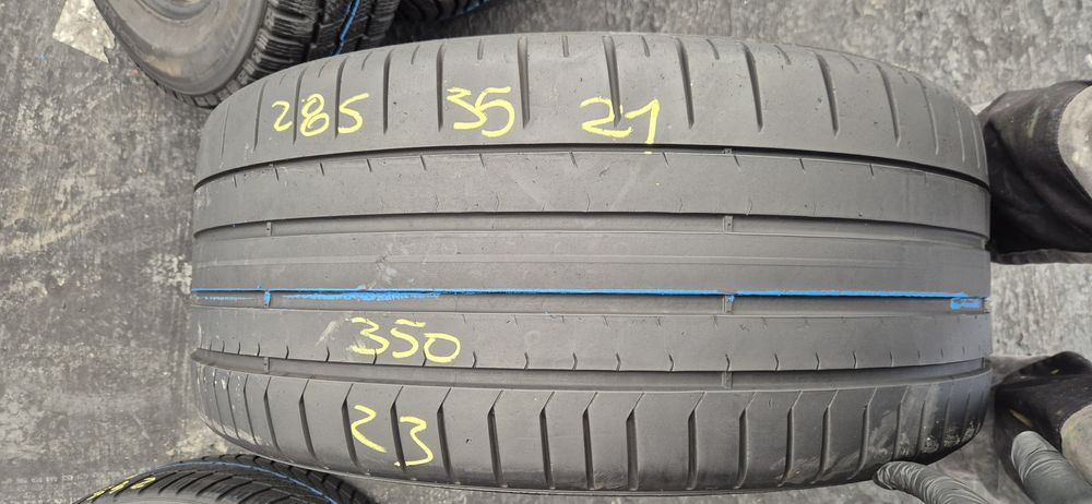 285 35 21 Pirelli o bucată