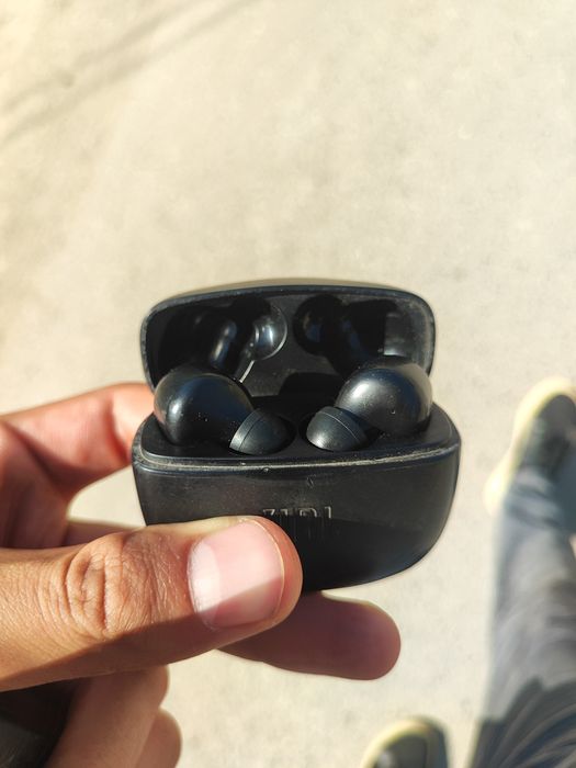 jbl  tune 215 tws