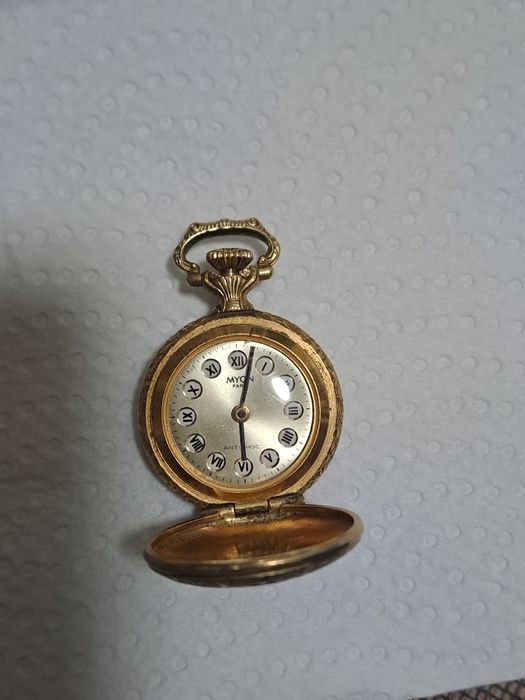 Vand ceas medalion dama vechi Myon