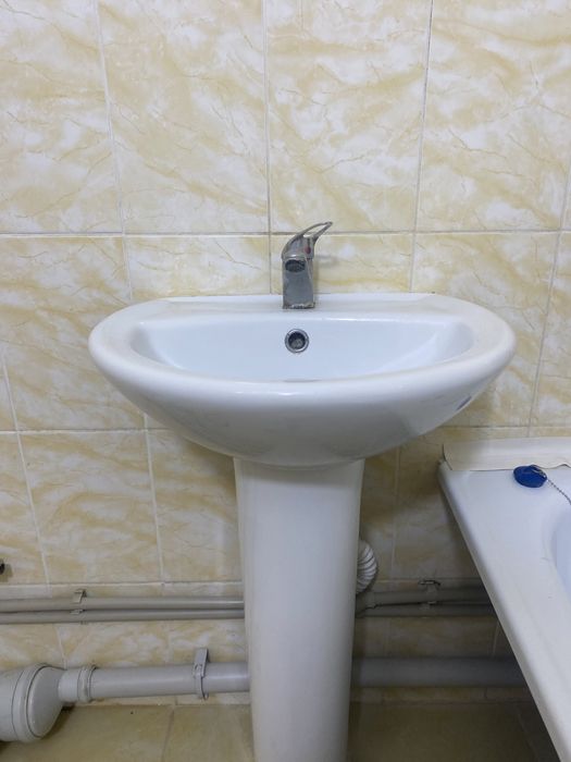 Продаю умывальник