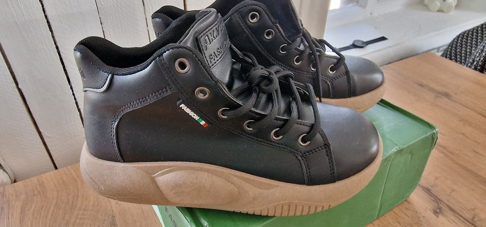 Ботинки женские демисезонные