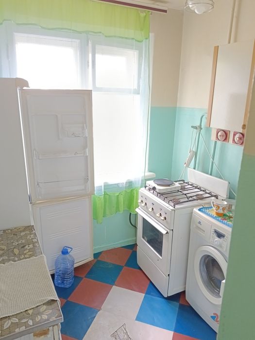 Продам 2 х комн., квар. 3-23-2 этаж.