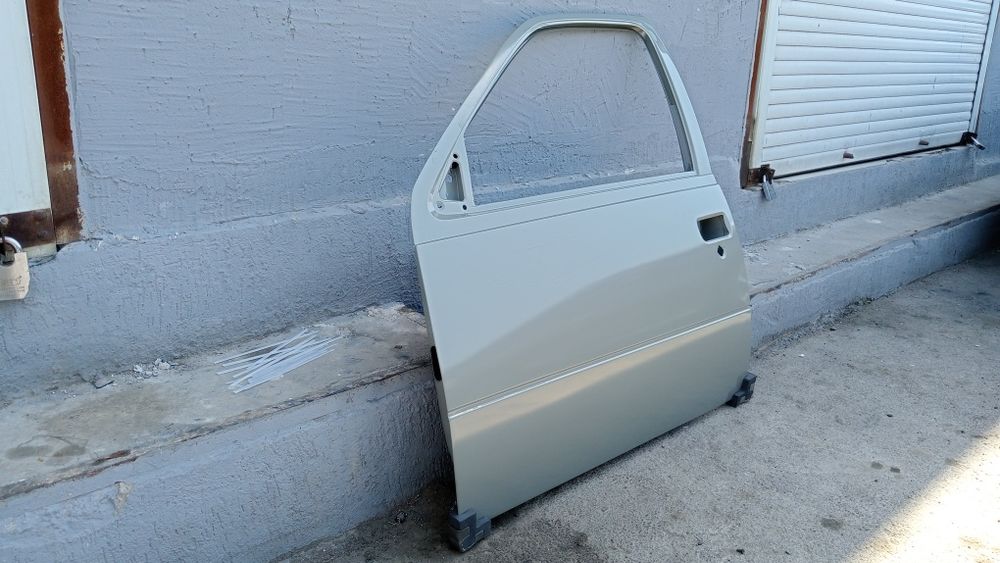 Нексия. Запчасти на Нексию. Дверь на Нексию. Новая. Левая. Водительска